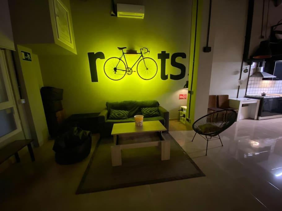 ולנסיה Apartment Ruzafa Roots, 12 Min To Centre, Smart Tv, Wine מראה חיצוני תמונה
