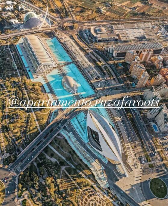 ולנסיה Apartment Ruzafa Roots, 12 Min To Centre, Smart Tv, Wine מראה חיצוני תמונה